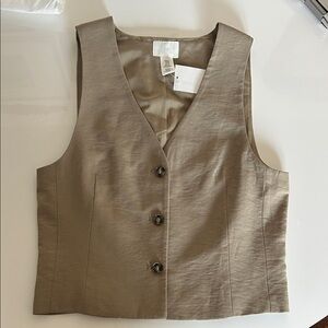 H&M Beige Buttoned Blouse